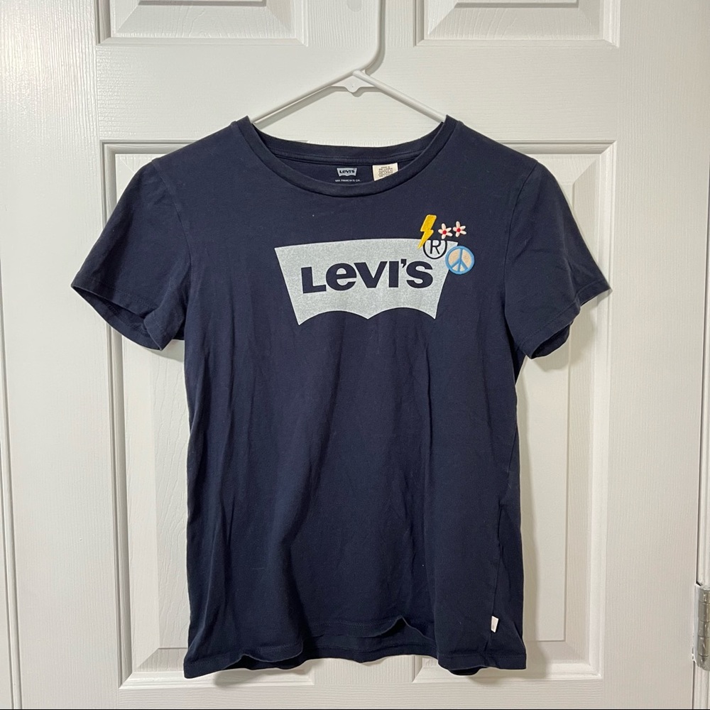 Levi’s Baby Tee